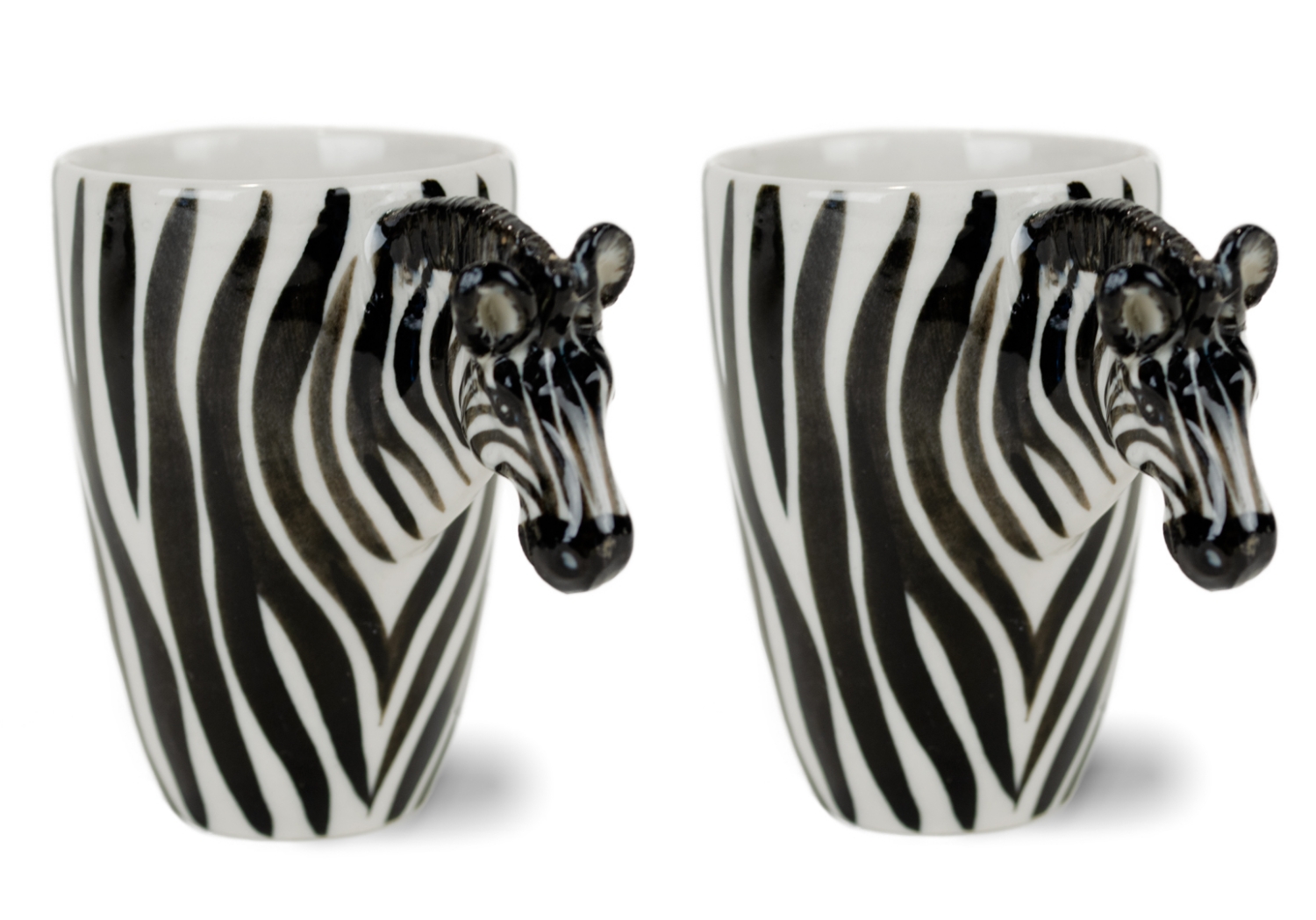 The Zebra is such a distinctive looking beast with its stunning black and white stripes. They are closely related to the horse, but unlike his cousin likes to wear his mane in a fetching Mohican! Strikingly beautiful on our Blue Witch ceramic.