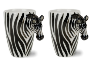 The Zebra is such a distinctive looking beast with its stunning black and white stripes. They are closely related to the horse, but unlike his cousin likes to wear his mane in a fetching Mohican! Strikingly beautiful on our Blue Witch ceramic.