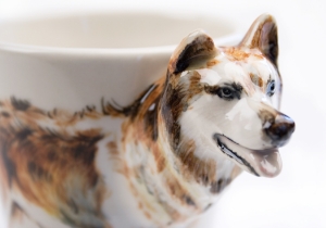 The Wolf graces this stunning Blue Witch ceramic Coffee Mug. Thought to be a survivor of the last ice age this amazing creature is also believed to be an ancestor of the domestic dog.