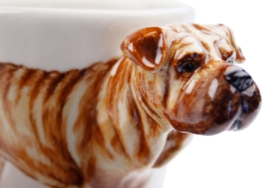 Originated in China where it was used as a fighting and guard dog. The Shar Pei is a truly distinctive looking dog with its deep wrinkles. Nowadays, the Shar-Pei makes a loving family dog. Beautifully depicted on a Blue Witch ceramic.