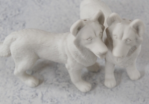 Siberian Husky Unpainted Cruet Set