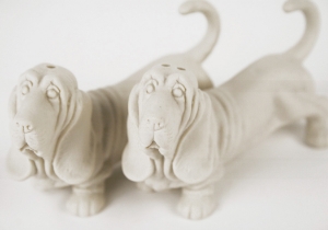 Basset Hound Unpainted Cruet Set