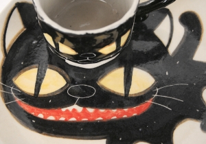 An eye catching feline takes the starring role on our Blue Witch Coraline ceramic collection.Each Bowl is ingeniously hand illustrated by a prolific artist. The canny brush strokes and cunning design create a curiosity with an air of mystery. Each piece is hand tooled to form a slightly eccentric asymmetrical shape. Visually and audibly theatrical whilst great for everyday use, dishwasher safe and microwave friendly to guarantee the colour will never fade.  It will also add a magical charm to a dinner party. Guaranteed to make the kids ‘Meow’ with delight and full of joie de vivre at any fun theme party!